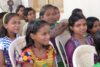 Christliche Mädchen, die im Jahr 2008 beim Massaker von Kandhamal fliehen mussten (csi)
