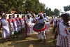 Fest in Gumla Mit Trommeln, Musik und Tanz präsentiert sich diese SHG aus einem entlegenen Gebiet (csi)