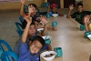 Nicaragua: Kinder aus Slums bekommen täglich gratis zu essen; jüngere können einen Kinderhort besuchen; bedürftige Schulkinder erhalten die obligatorische Schuluniform und Schulmaterial. Zusätzlich unterstützt CSI zwei Heime für gefährdete Mädchen, wo sie sicher aufwachsen und eine Ausbildung machen können. (csi)