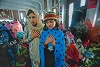 Pakistanische Christinnen bei einer Weihnachtsfeier in einer Kirche in Peschawar ()