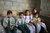 Pakistan: 400 benachteiligte Kinder aus armen christlichen Tagelöhner-Familien können zur Schule gehen. Es ist eine Entlastung für die ganze Familie und gibt Hoffnung für eine bessere Zukunft. (csi)