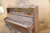 Das alte Klavier war nach dem Angriff nicht mehr zu gebrauchen (csi)