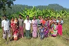 Diese Großfamilie in Kandhamal lebt hauptsächlich von der Bananenplantage. Sie wird von IEA und CSI unterstützt (csi)